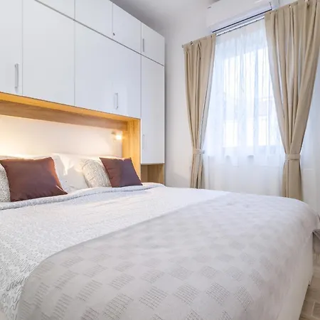 Mateja Apartman *